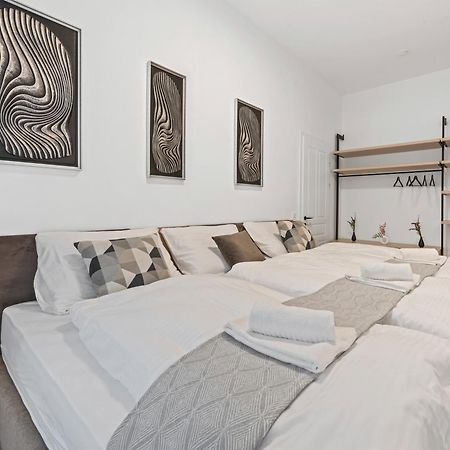 Gt7 Apartments District 9 - Managed By Sky9 Apartments Wenen Buitenkant foto