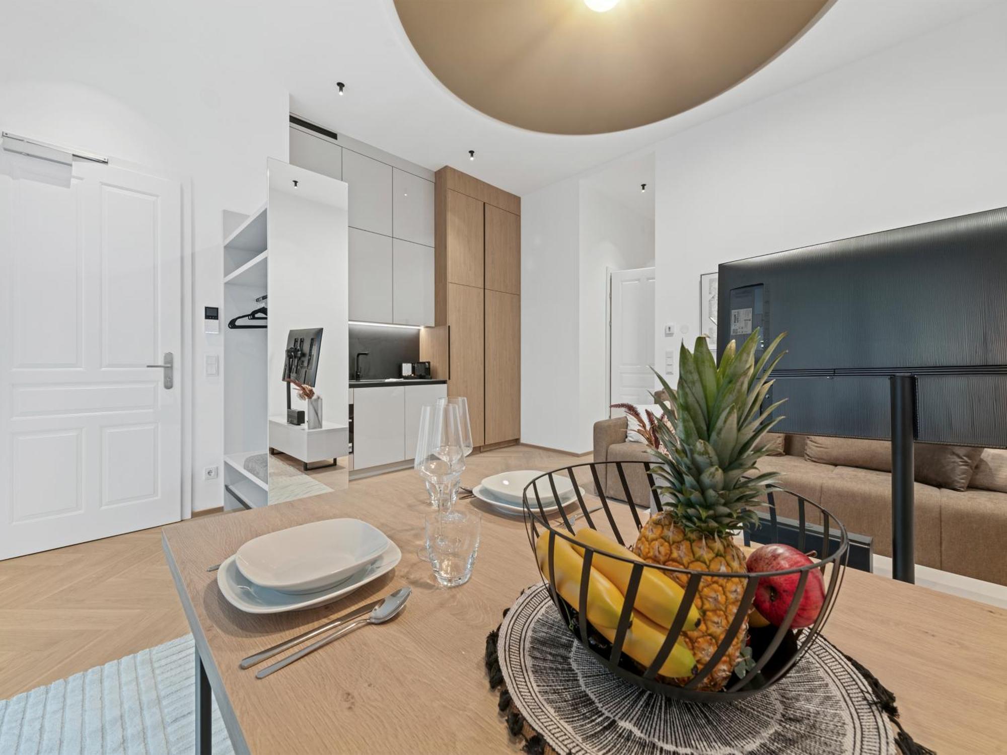 Gt7 Apartments District 9 - Managed By Sky9 Apartments Wenen Buitenkant foto