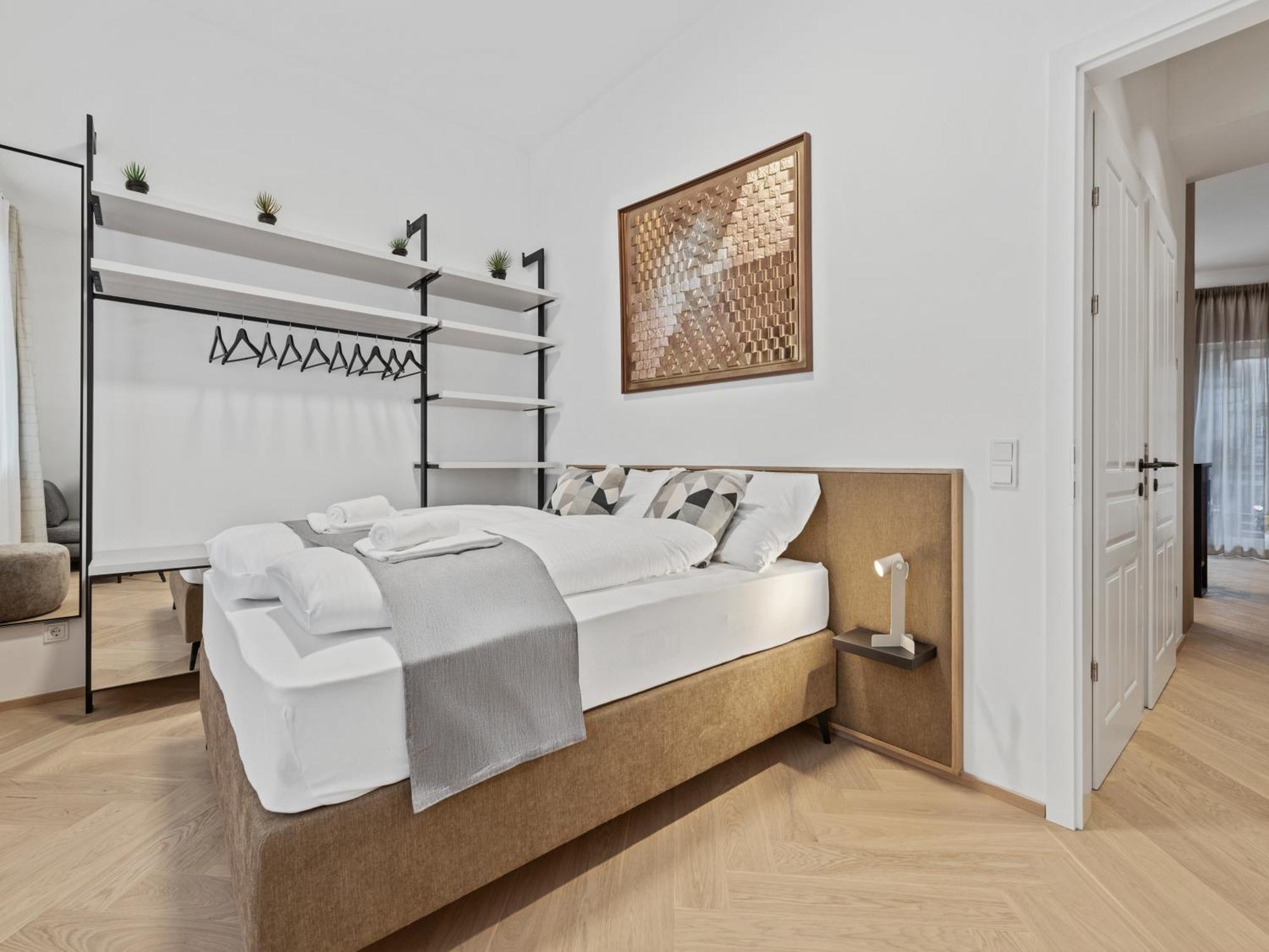 Gt7 Apartments District 9 - Managed By Sky9 Apartments Wenen Buitenkant foto